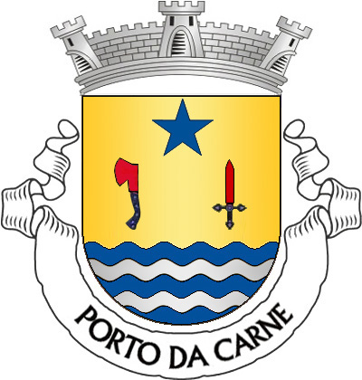 Escudo de ouro, com uma estrela de azul e um cutelo e um punhal, ambos de vermelho empunhados de negro e postos em pala, tudo alinhado em roquete; campanha de cinco tiras ondadas de azul e prata. Coroa mural de prata de três torres. Listel branco, com a legenda a negro: «PORTO da CARNE».