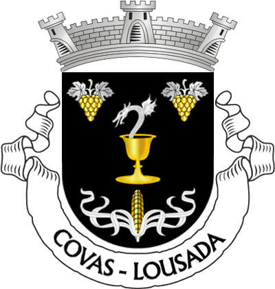 Escudo de negro, cálice de ouro com serpente alada,  sainte, de prata, realçada de negro; em chefe, dois cachos de  uvas de ouro, folhados de prata e realçados de negro e, em  ponta, espiga de milho de ouro, folhada de prata. Coroa mural  de prata de três torres. Listel branco, com a legenda a negro:  «COVAS - LOUSADA».