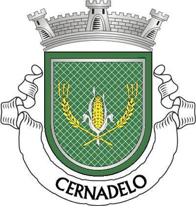 Escudo de verde, malha de linhas em banda e em barra, contida numa orla diminuta, tudo de prata e brocante a um feixe de espigas de ouro, uma de milho folhada de prata, entre duas de trigo, unidas nos pés. Coroa mural de prata de três torres. Listel branco, com a legenda a negro: «CERNADELO». 